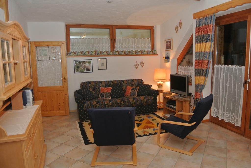 Appartement Luisa Bad Kleinkirchheim Szoba fotó